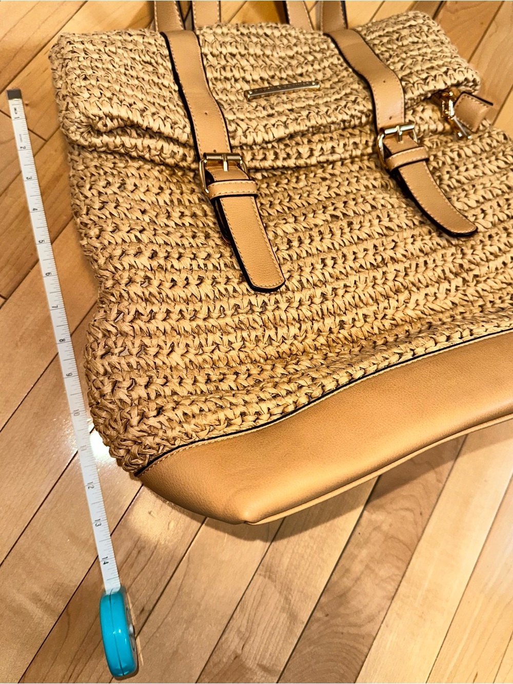 Poppy & Peonies “Beachcomber backpack” - a woven straw body & vegan leather trim - Picture 6 of 7